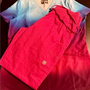 Butter Soft Ombré Scrub Top and Pants Set NWOT